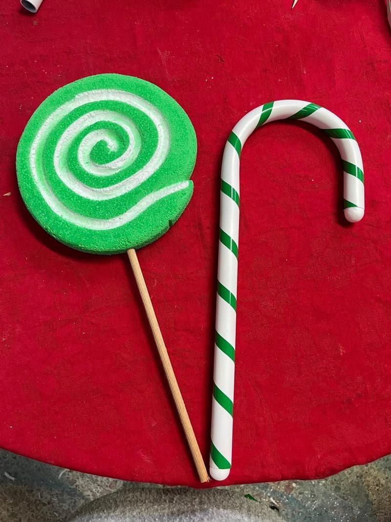 Pirulito e bengala de Natal gigantes